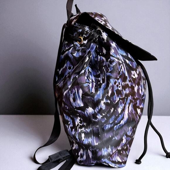TED BAKER Medium Backpack Packable Women's Blue Nylon Animal Print Nillana NWOT - Picture 3 of 10